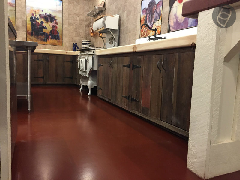smooth epoxy floor coating in the color Merlot