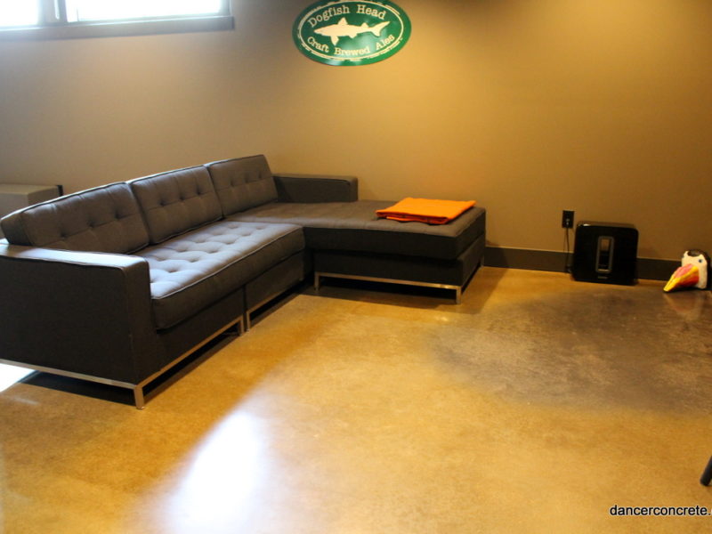 Polished concrete floor for living area