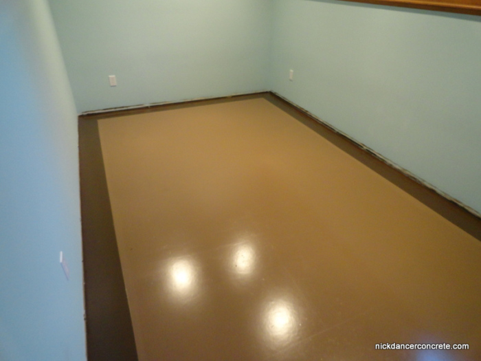 TreadWell Color+ Decorative epoxy - Concrete Floor