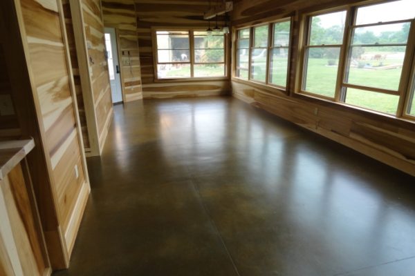 concrete floor polishing for cabin